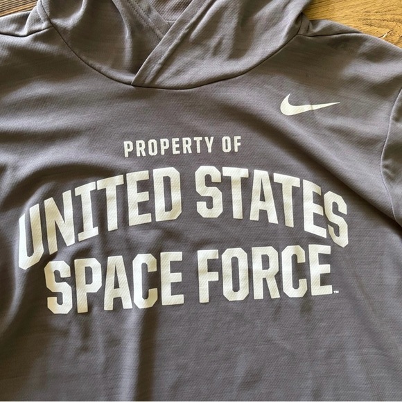 Nike Men's Gray Long Sleeve Space Force Tee - Picture 3 of 4